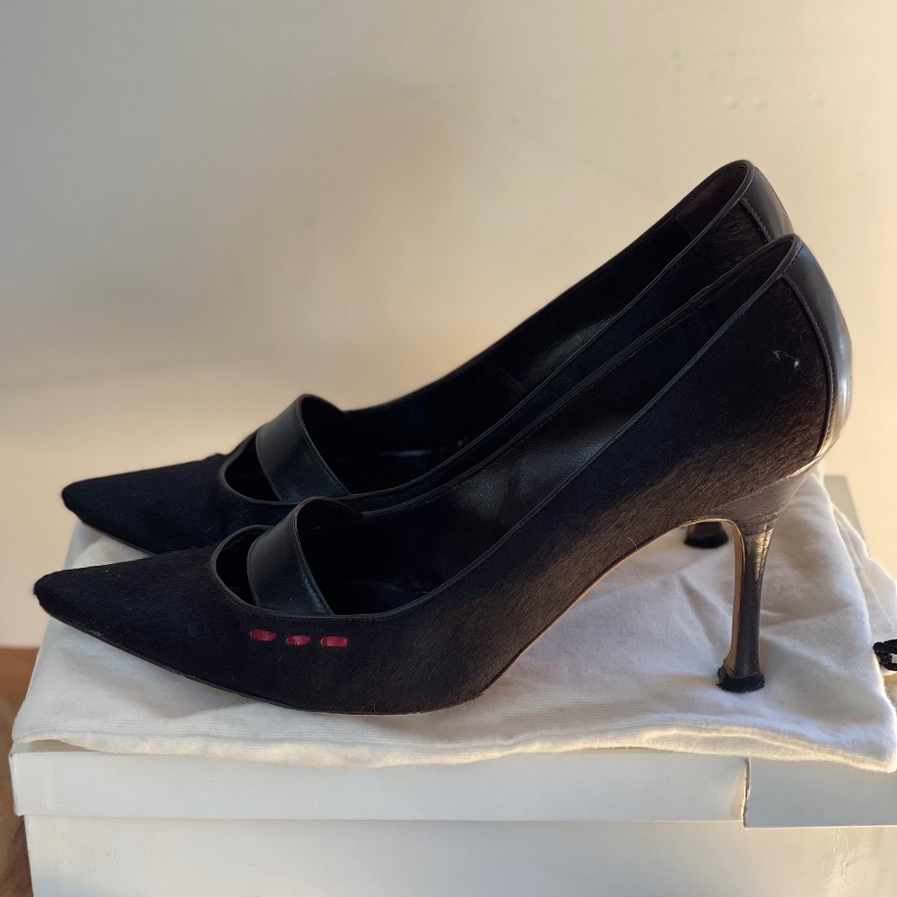 Vintage Manolo Blahnik pumps